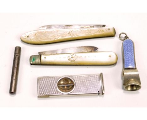 JAMES FENTON & CO; a Victorian hallmarked silver bladed mother of pearl handled pen knife, 1890, 13.5cm when unfolded, and a 