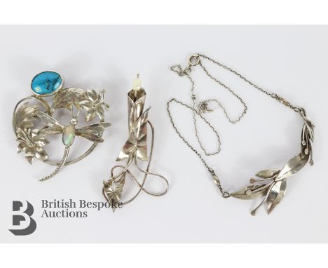 Sheana M. Stephen (Scottish) silver brooches. The first is silver freshwater pearl 'Lily Sweep' approx 7 x 3 cms and 'Dragonf