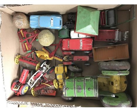 Selection of assorted diecast, tinplate and lead models, includes Corgi and Dinky farm models and a Mettoy tractor. Overall P