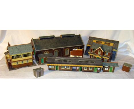 2 tray of mostly Scenic items including an expertly made Superquick Engine Shed, Signal Box, Footbridge, Island Platform Buil