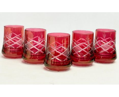 A set of 5 vintage Ruby tumbler glasses. 9cm 