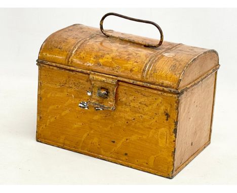 A small proportioned Victorian dome top trunk with original scumble paint. 20x14x15cm 