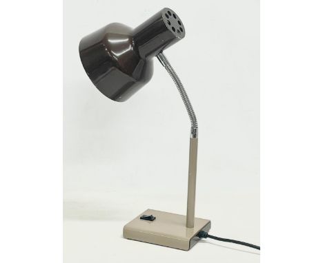 A vintage Anglepoise Lighting LTD model 99 desk lamp. 48cm fully extended 