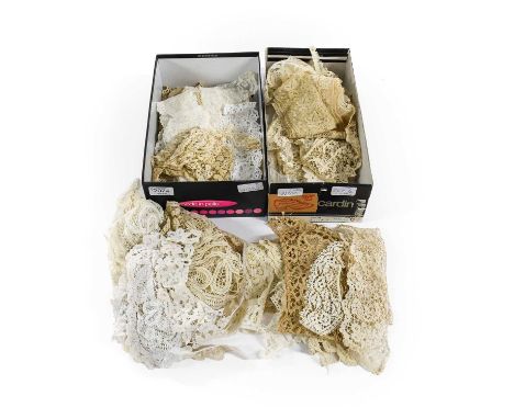 Assorted 19th Century/20th Century Lace comprising assorted lengths of trims, collars, cuffs, short flounce lengths, in bobbi