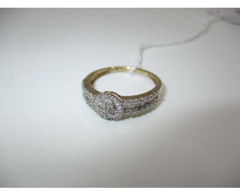 9K Gold Diamond Cluster Ring, Size R 