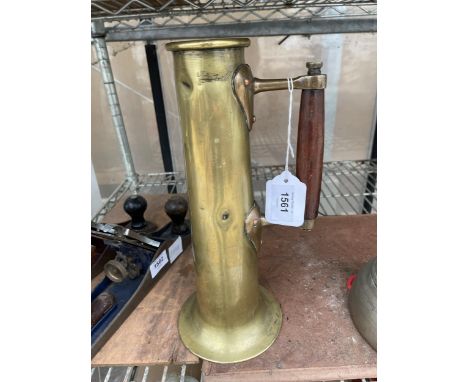 A VINTAGE BRASS STEAM SHIP TEST JUG WITH WOODEN HANDLE 