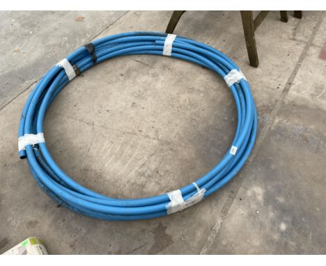 A LARGE LENGTH OF 25MM WATER PIPE 