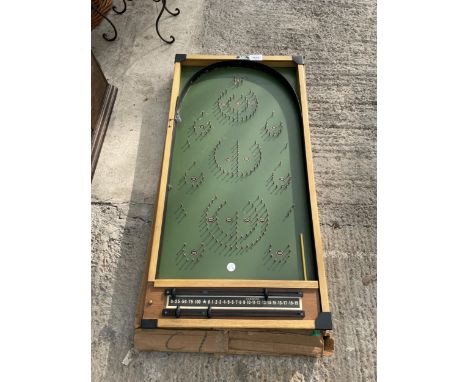 A VINTAGE 'KAY' BAGATELLE GAME 