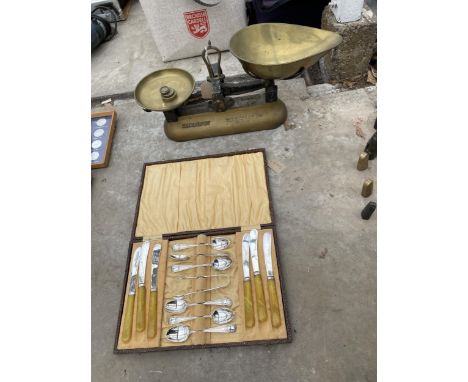 A PAIR OF VINTAGE AVERY BALANCE SCALES AND A CASED SET OF FLAT WARE 