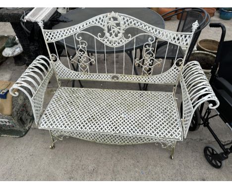 A VINTAGE WROUGHT IRON GARDEN BENCH 