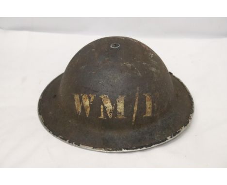 A 1939-45 WAR PERIOD W. M. E. HELMET 