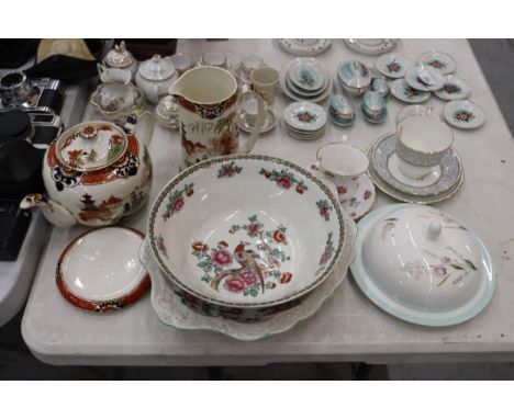 A QUANTITY OF VINTAGE CERAMIC ITEMS TO INCLUDE A 'BURMA' TEAPOT AND JUG, JAMES KENT, OLD FOLEY, DISH, CROWN STAFFORDSHIRE TRI