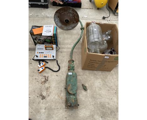 A VINTAGE CAST IRON OUTDOOR LAMP POST WITH SWAN NECK 