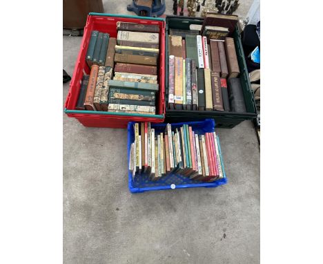 A LARGE ASSORTMENT OF VINTAGE BOOKS 