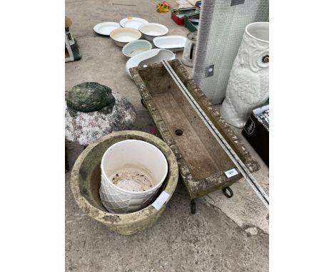 AN ASSORTMENT OF CONCRETE GARDEN ITEMS TO INCLUDE A TROUGH PLANTER AND A FROG ETC 