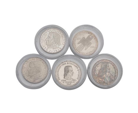 BRD Top 5 - 1 x 5 DM 1952/D, Germanisches Museum, ss-vz, Tönung, leicht verschmutzt, Kratzer, Grünspan. 1 x 5 DM Markgraf von