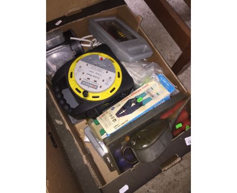 A box of tools including 4 screwdriver set, extension cable etc 