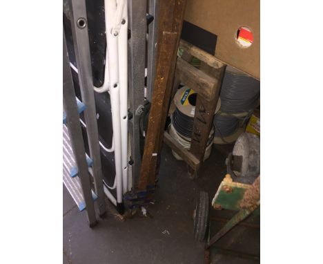 3 sash clamps 