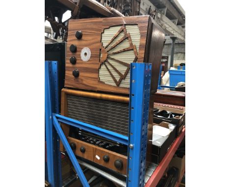 A McMichael vintage radio and an old radio case - no internal parts 