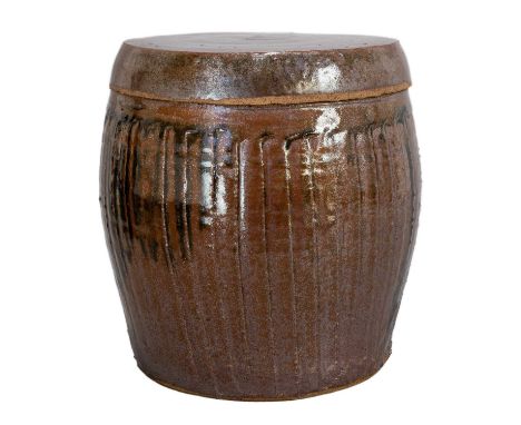 Bernard LEACH (1887-1979)  Bread crock or large lidded jar circa 1960, including lid, stoneware iron glaze over fluted bodyHe