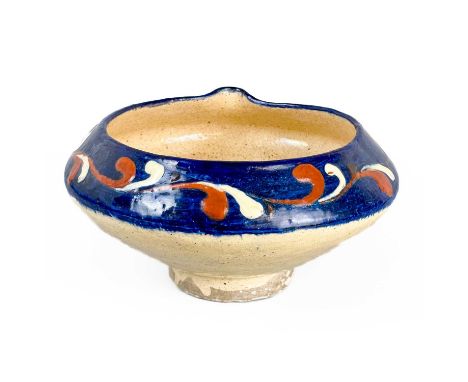 Bernard LEACH (1887-1979)  An early, circa 1923, footed bowl with turned-in rim and lip, cream crackle glaze, the rim decorat
