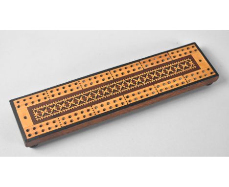 An Early/Mid 20th Century Tunbridge ware Cribbage Board with Geometric Inlay, 23cm Long 