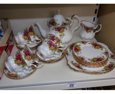 ROYAL ALBERT 'OLD COUNTRY ROSE' TEA SET, INCLUDING TEAPOT