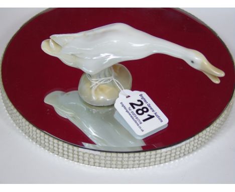 LLADRO FIGURE OF A GOOSE