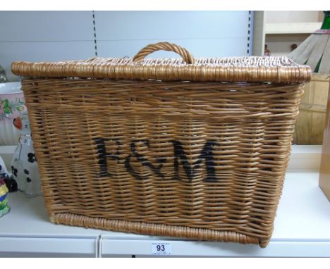 FORTNUM & MASON WICKER HAMPER