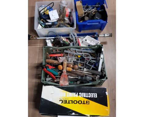 4 BOXES OF VINTAGE TOOLS AND BOXED TOOLTEC PAINT ROLLER