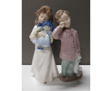 2 NAO FIGURINES 1139 SLEEPY HEAD AND 1107 WE ARE SLEEPY