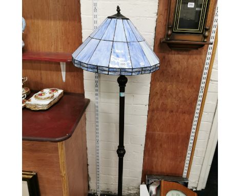 TIFFANY STYLE STANDARD LAMP