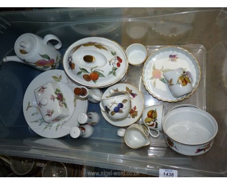 A quantity of Royal Worcester gilt rimmed ''Evesham''  including oval tureen, cups and saucers, teapot, jugs, flan dish, etc.