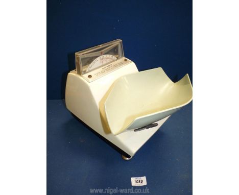An Avery shop scales with green basket, 12'' deep x 11'' high x 8'' wide.