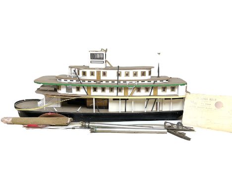 Model of St.Louis Belle paddle boat, L118cm, together with a box of additional parts and model plans by Vic Smeed