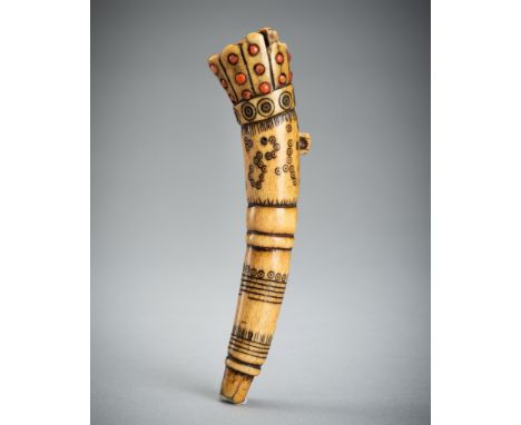 AN ANTLER NETSUKE OF A BAMBOO SHOOT, EDO PERIODJapan, 19th century, Edo period (1615-1868)The antler netsuke finely carved in