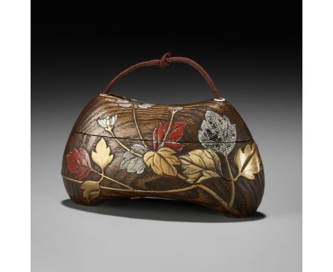 A RARE INLAID AND LACQUERED KIRI WOOD SINGLE-CASE INRO DEPICTING CHRYSANTHEMUM FLOWERSUnsignedJapan, 19th century, Edo period