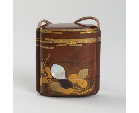 A THREE-CASE INRO OF EDAMAME BEAN PODS AND MISTY SKYUnsignedJapan, 18th century, Edo period (1615-1868)Of upright, rectangula