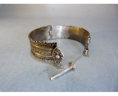Good quality silver coloured middle eastern bangle