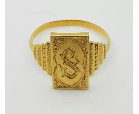 Vintage 18k yellow gold ring with initial S, weighs 3.8 grams, ring size V 1/2. 