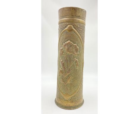 WW1 British Trench Art 18 PDR Shell Case made into an ornate vase. 