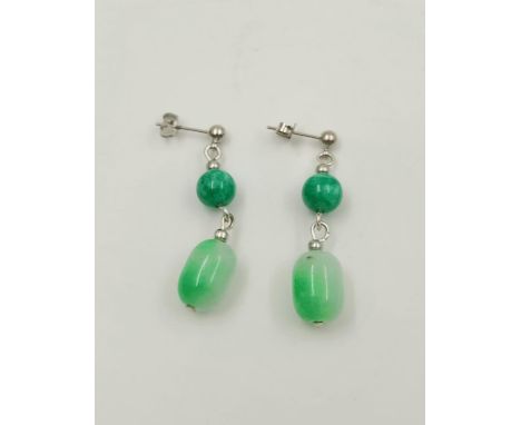 A Pair of Jade Drop Earrings on White Metal. 