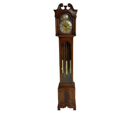 Late 20th century Grandmother clock with a chain driven Westminster chiming movement chiming the hours and quarters on 8 gong