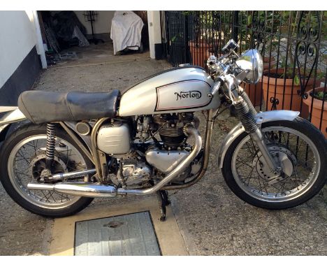 - Period built bike  - Norton Featherbed frame and Triumph 650 with twin carbs  - 1,000 miles run since engine re build  - 12