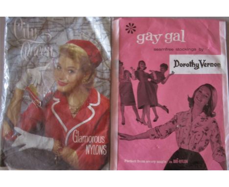 ADULT GLAMOUR - 2 PAIRS OF VINTAGE STOCKINGS CITY QUEEN &amp; DOROTHY VERNON
Unused in original packets. 