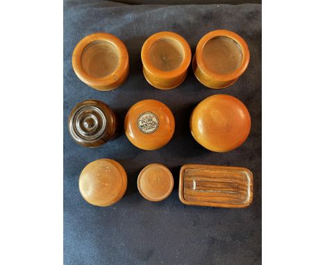 TREEN - 9 X 19th CENTURY PATCH, SNUFF &amp; PILL BOXES&nbsp;
A nice collection of 9 small treen boxes, all round with the exc