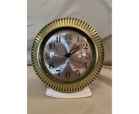 &nbsp;MID CENTURY EQUITY ARLARM CLCOK
A mid century alarm clock by Equity. Reasonable, working condition. 16cm high.