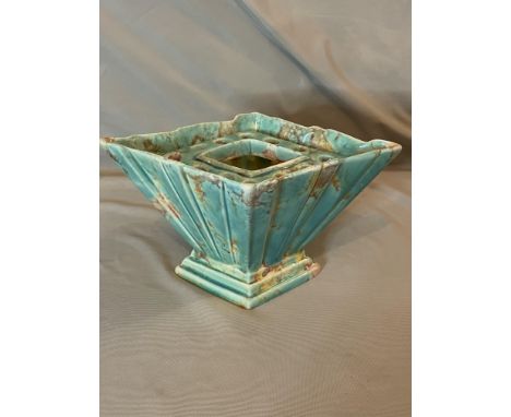 ART DECO - CERAMIC FAN SHAPED VASE WITH FROG
A beautifully glazed Art Deco vase with its original frog for holding flowers. S