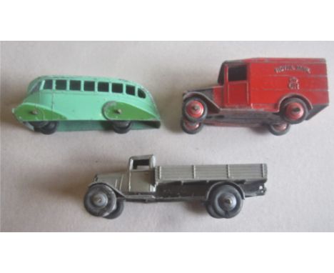 TOYS - VINTAGE MECCANO DINKY X 3
Age-related wear.