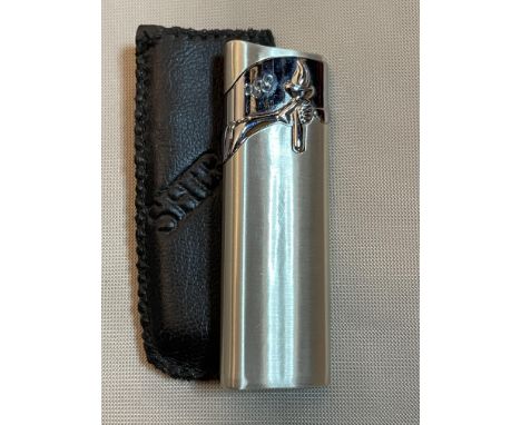 SHIRA OLYMPIC TORCH CIGARETTE LIGHTER&nbsp;
An Olympic torch cigarette lighter in leather pouch branded Shira. As new.